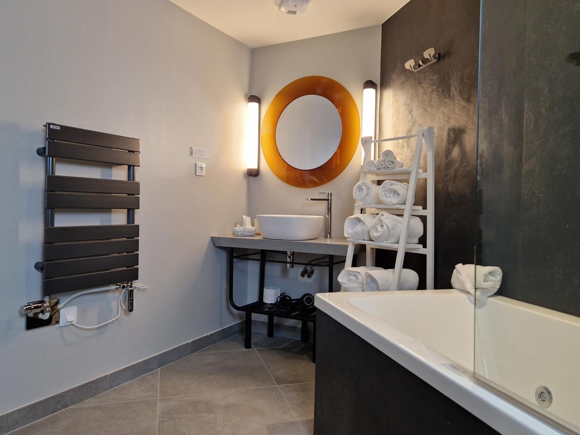 Les Eco-Lodges du Domaine de l'Epau Yvré-lʼÉvêque Extérieur photo
