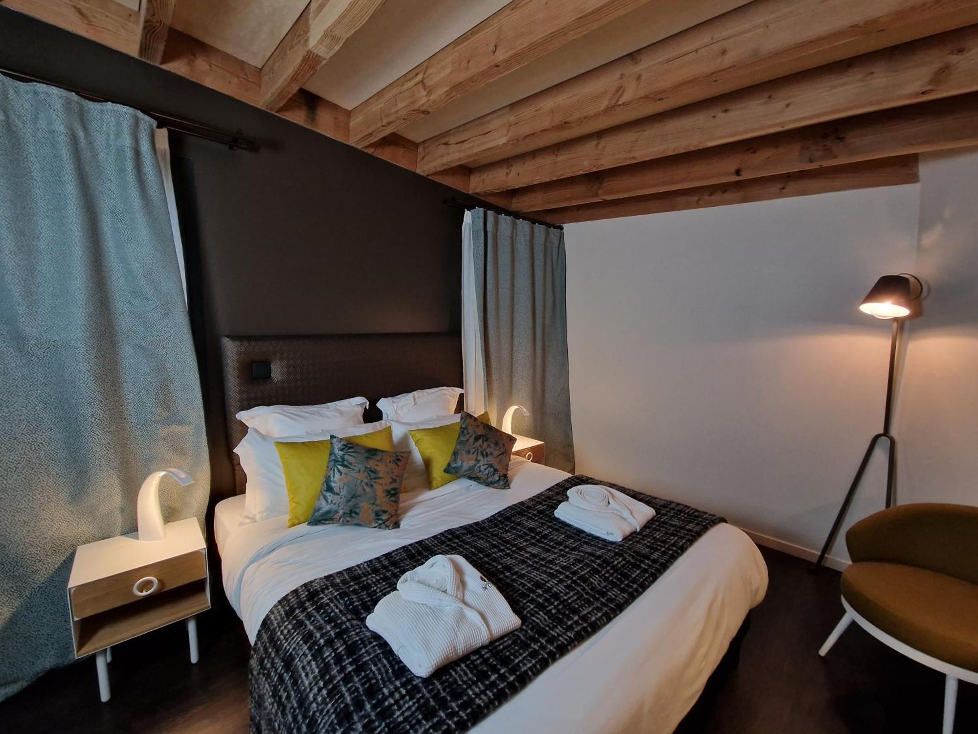 Les Eco-Lodges du Domaine de l'Epau Yvré-lʼÉvêque Extérieur photo