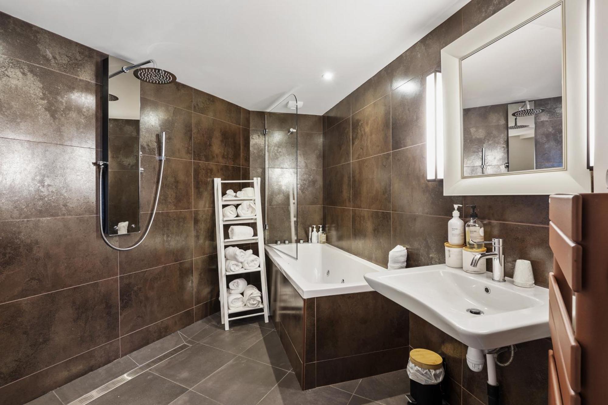 Les Eco-Lodges du Domaine de l'Epau Yvré-lʼÉvêque Extérieur photo