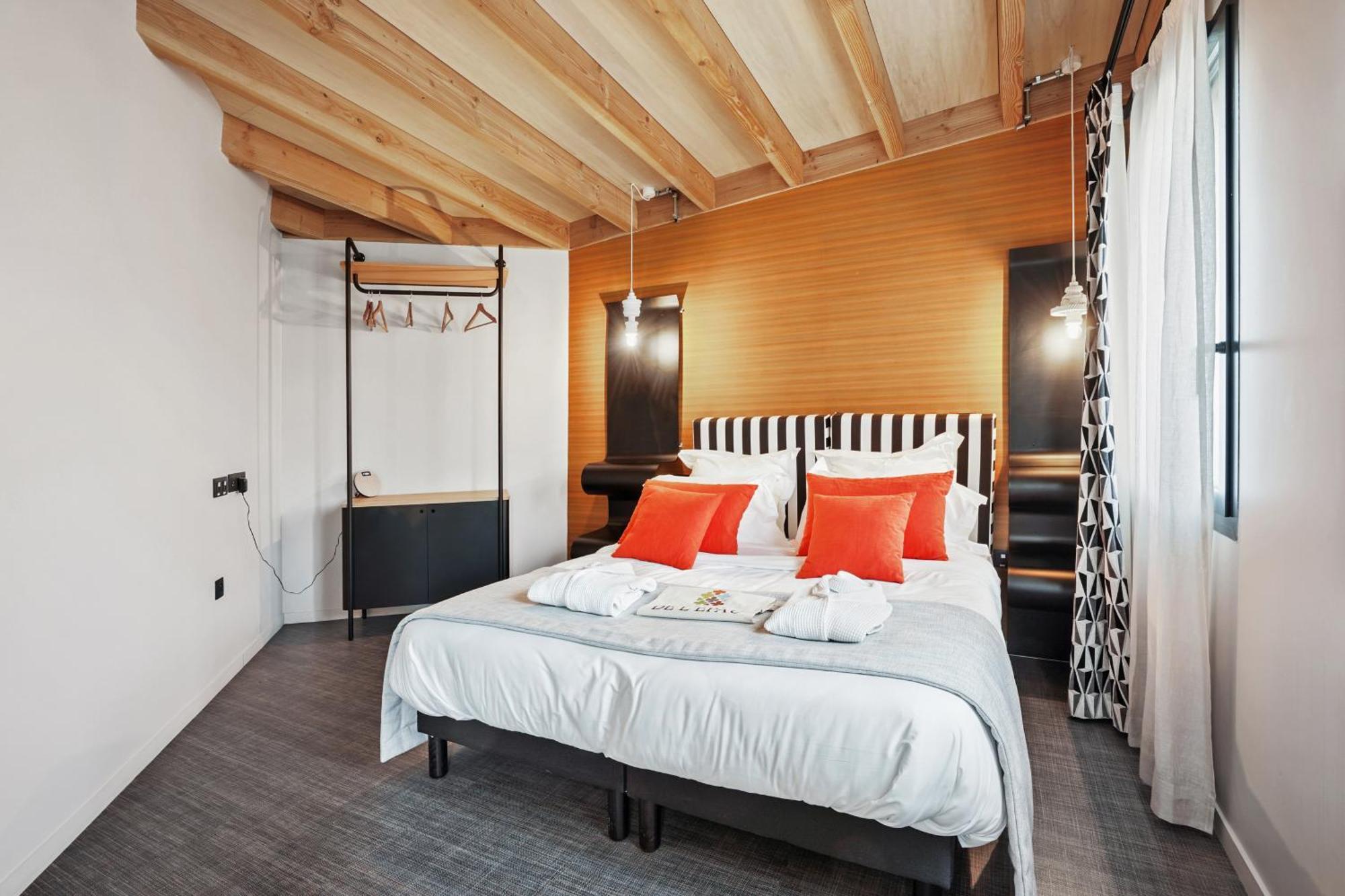 Les Eco-Lodges du Domaine de l'Epau Yvré-lʼÉvêque Extérieur photo
