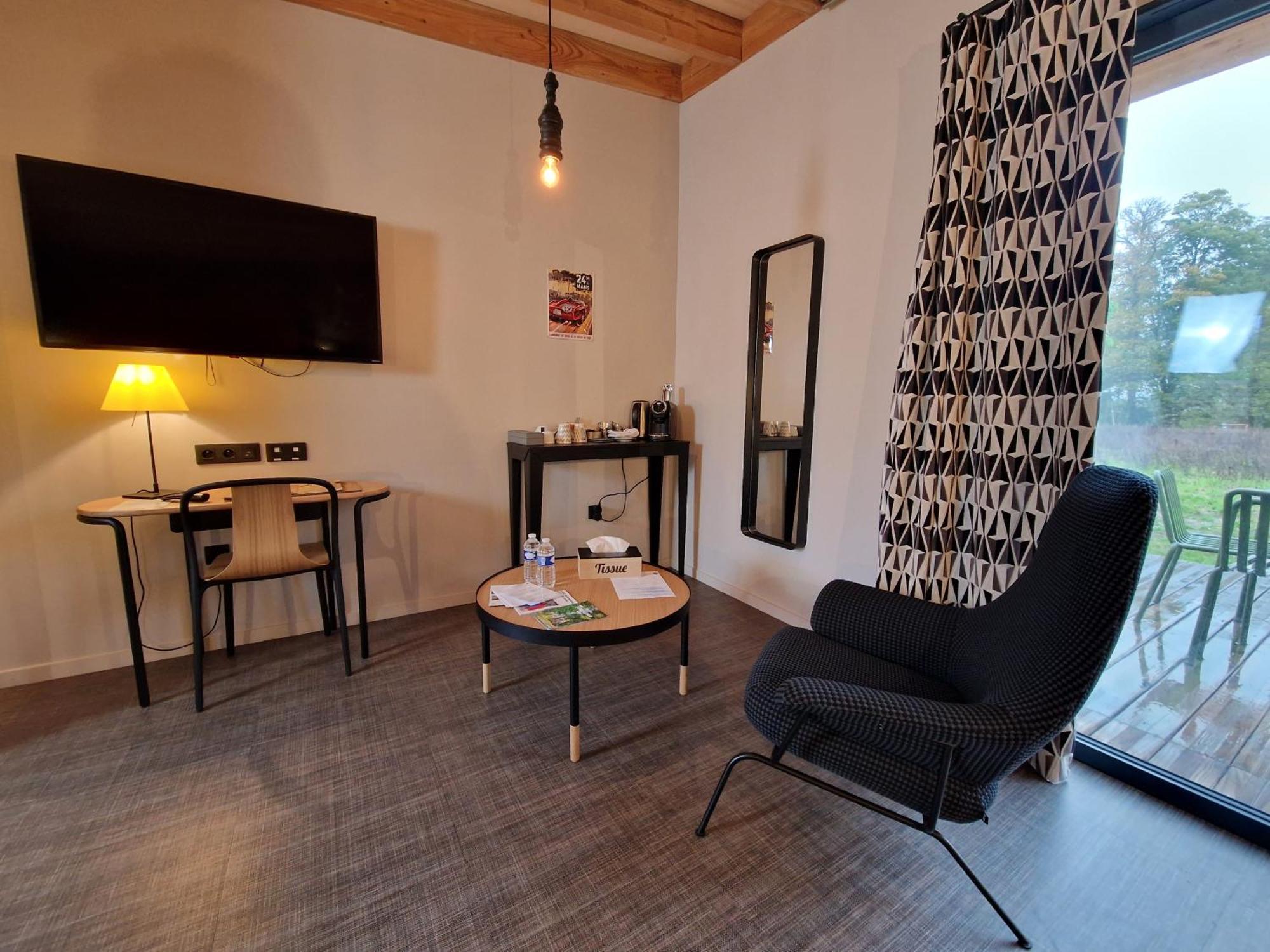 Les Eco-Lodges du Domaine de l'Epau Yvré-lʼÉvêque Extérieur photo